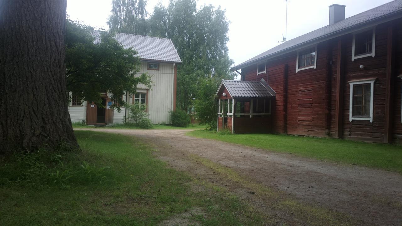 Metsolan Pihapiiri Hotell Multia Eksteriør bilde